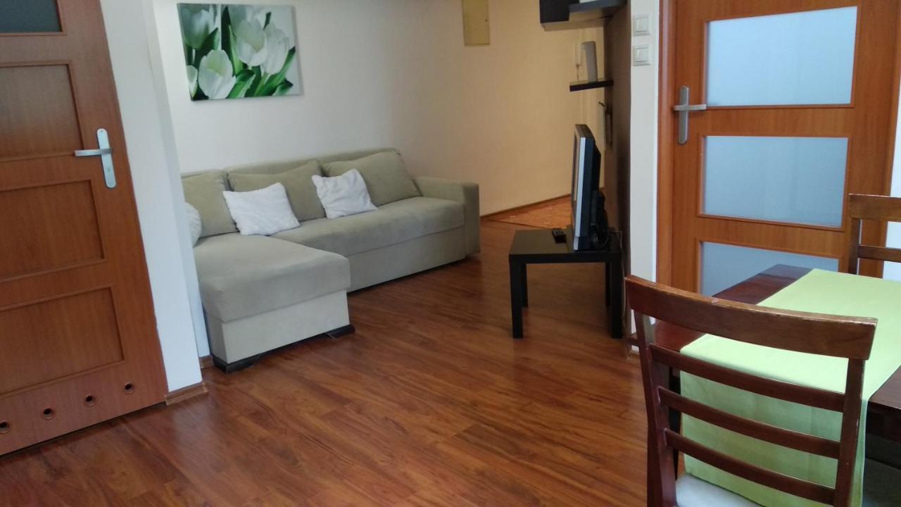 Apartament Focha Daire Çestohova Dış mekan fotoğraf